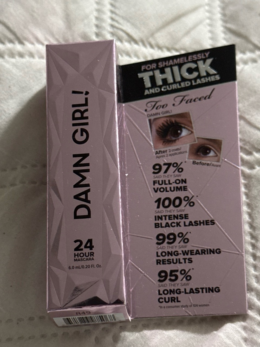Too Faced Damn Girl! Mascara in Pink Packaging — Black